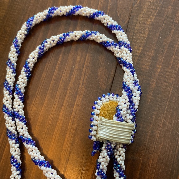 Vintage hand-crafted beaded bolo - Picture 3 of 6